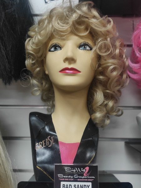Bad sandy wig Grease