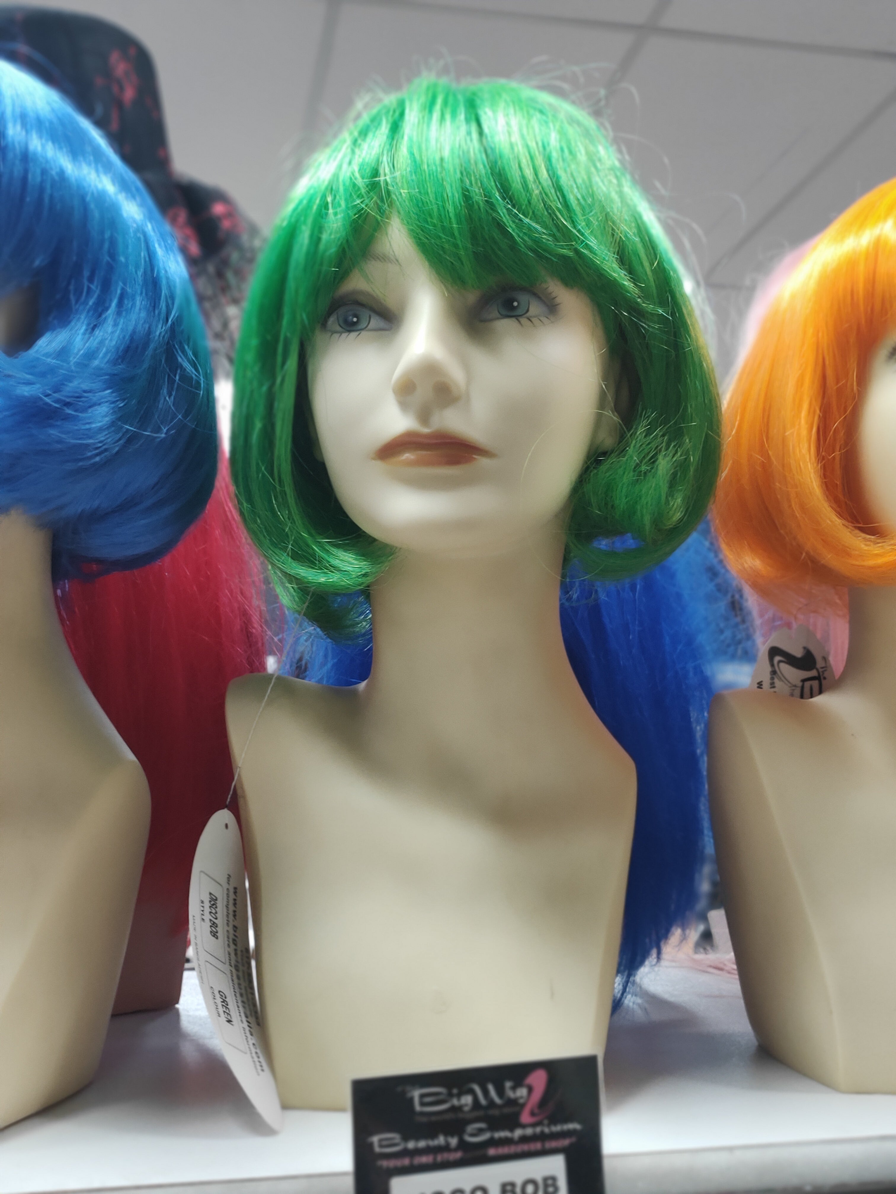 Disco bob  wig various colours (yellow / orange  /green / blue / red / black / blonde