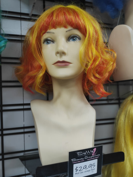 Med short bob cleo orange flare wig