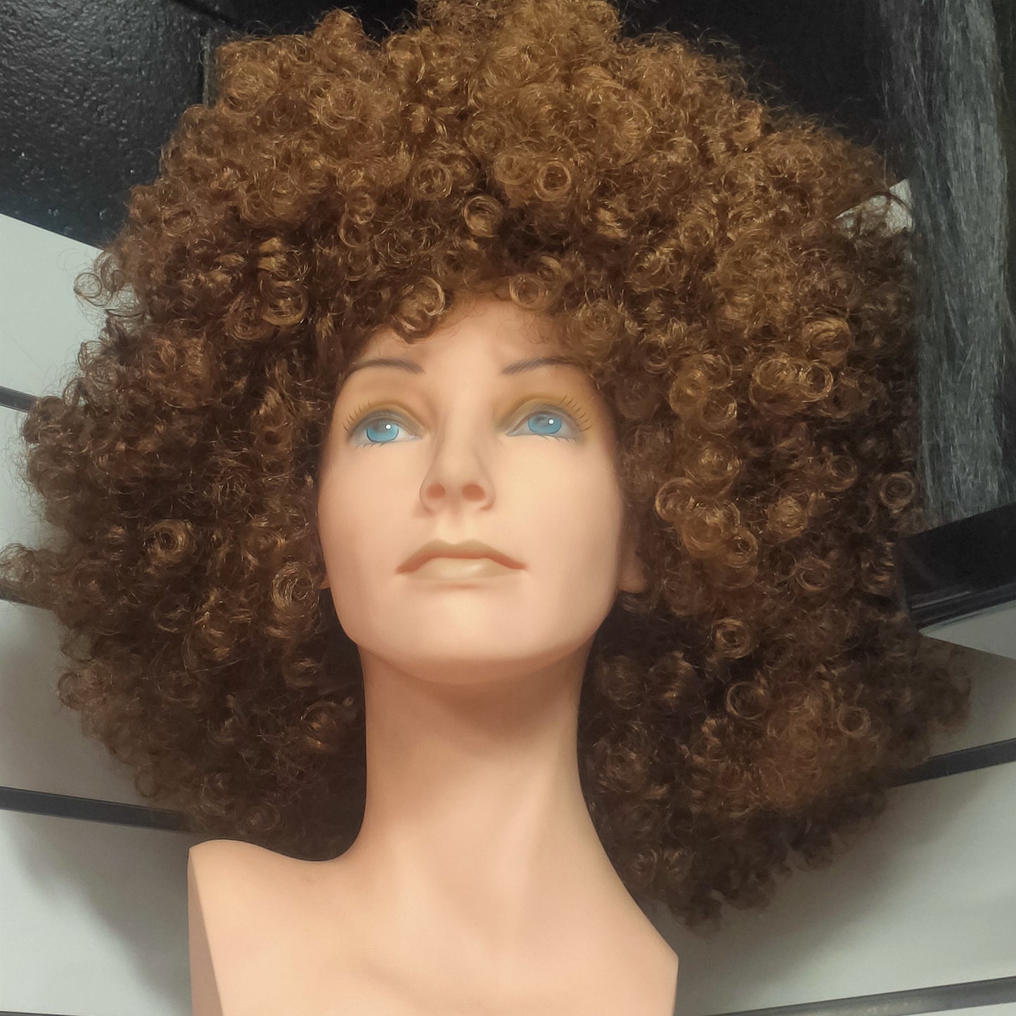 Jumbo Afro Brown